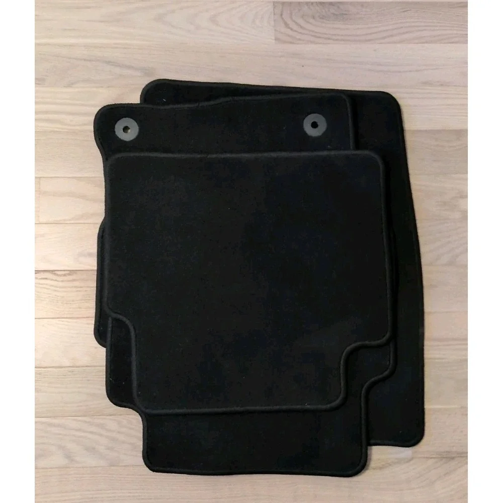 New OEM genuine Ford Carpeted Floor Mats 2025 Escape Black 4 piece set